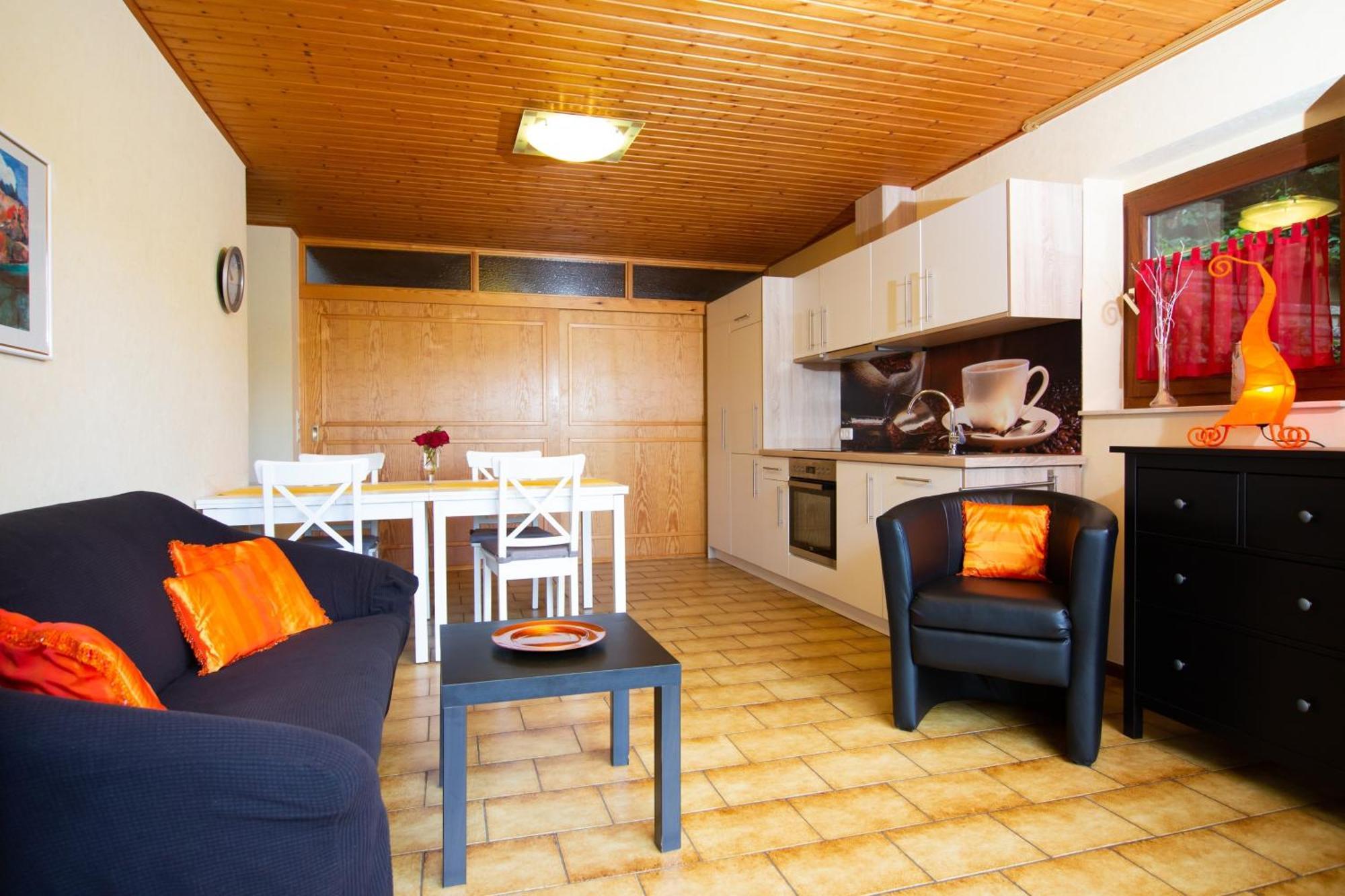 Ferienwohnung "Kirchblick" Im Ferienhaus Blumenhain Bad Wunnenberg Exterior photo